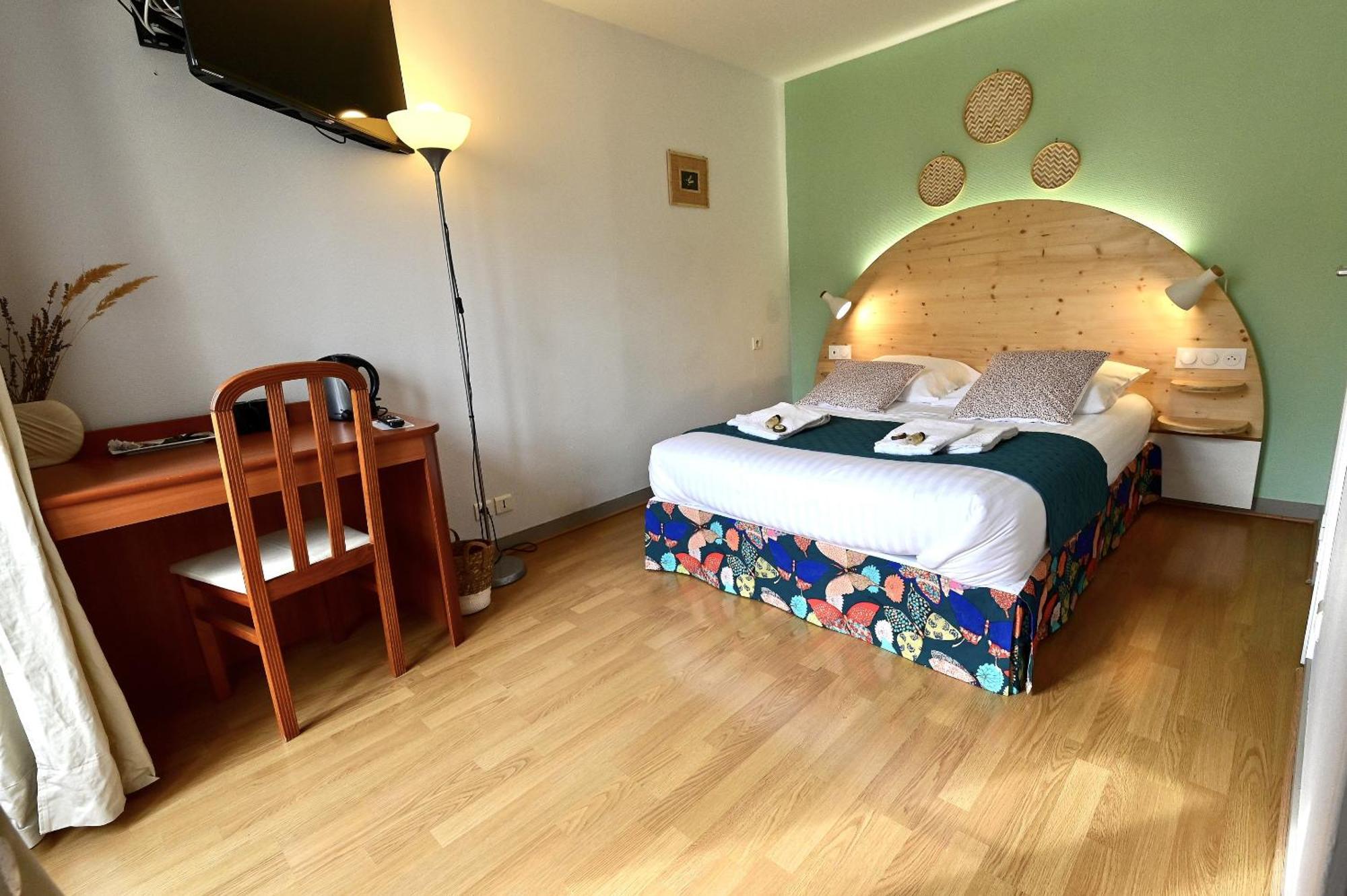 Hotel La Cuisine Des Lulus Montainville  Rum bild